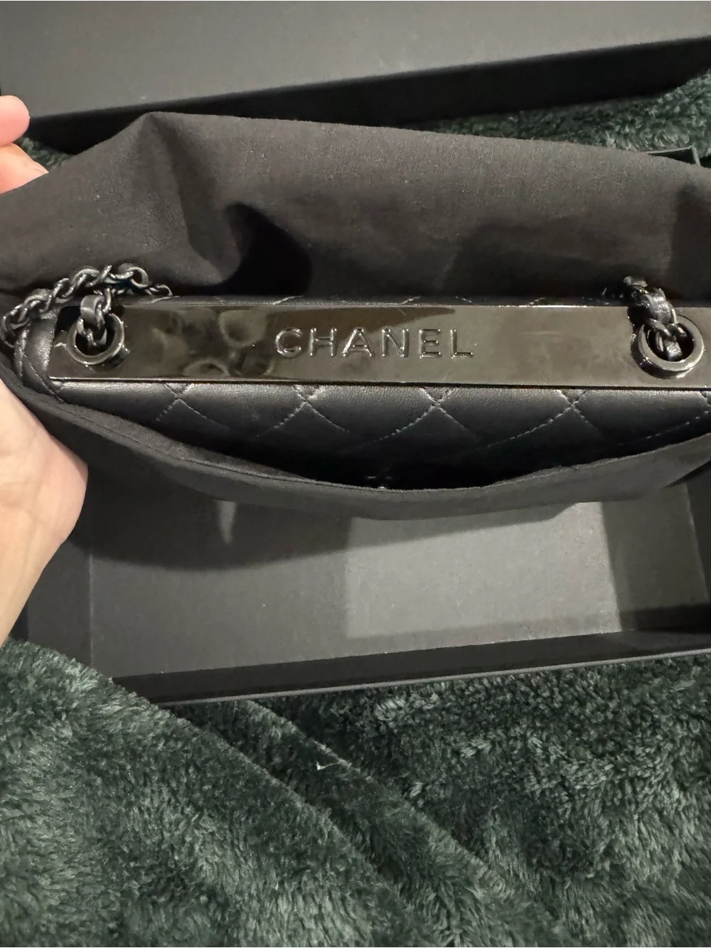 CHANEL Black Quilted Lambskin Crossbody Wallet-on-Chain